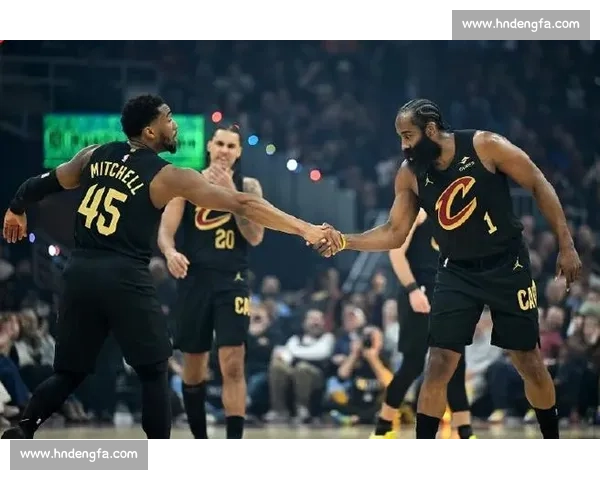 骑士鏖战篮网东西强队对决攻防博弈悬念拉满一夜看点升级球星火花四射